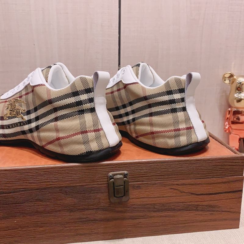 Burberry Low Shoes